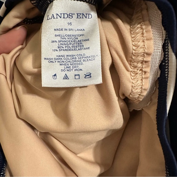 Land's End Soft Cup Tugless Sporty One Piece Blue Striped Swimsuit - Picture 7 of 9